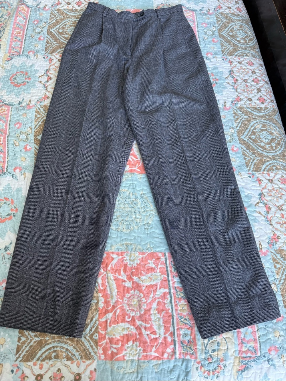 Evan Picone Gray Pleated High-Waist Tailored Trousers Wool blend size 8 Preppy - Picture 3 of 12